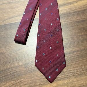 Unknown brand 100% silk tie - as is